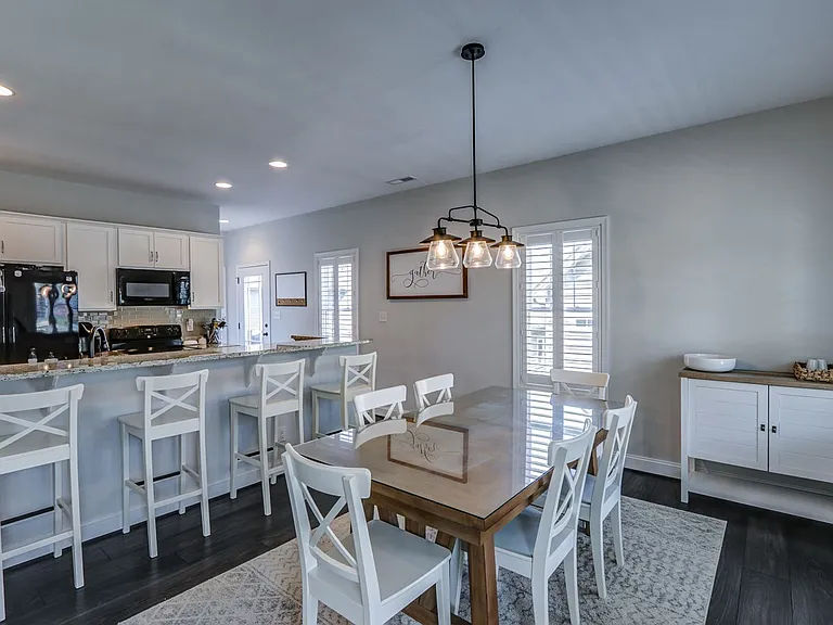 105 Ridgeline Ln — Photo 11