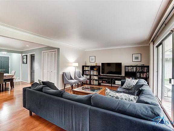5th image of 3021 Hardale Blvd