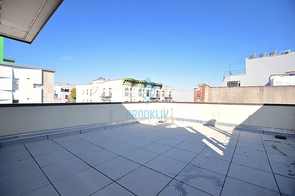 Rented by null | media 27