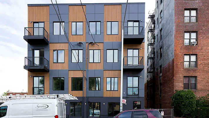 Rented by Nooklyn NYC LLC | media 34