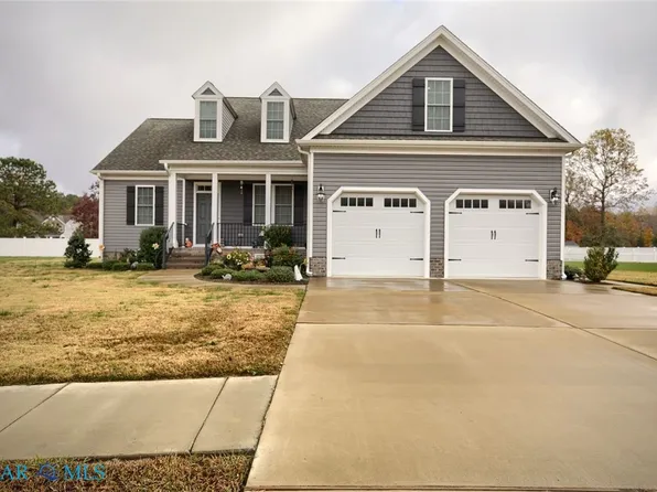 5941 Roland Smith Dr, Gloucester, VA 23061