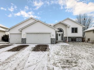 8632 Maryland Ct N, Brooklyn Park, MN 55445