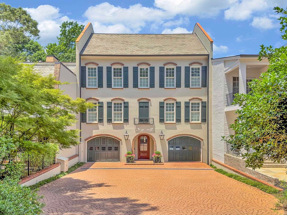 1st image of 15 Hidden Hills Dr