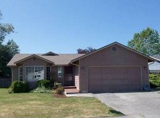 925 S 21st Pl, Mount Vernon, WA 98274