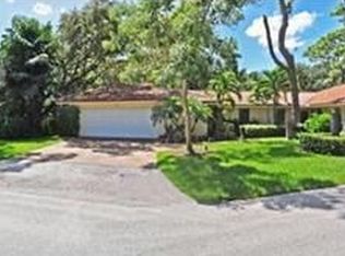 740 Oleander St, Boca Raton, FL 33486