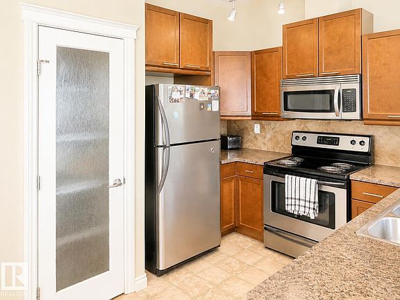 3rd image of 10121 80th Ave NW #402