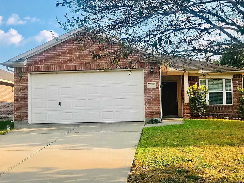 1st image of 17923 Sunshine Trace Ln