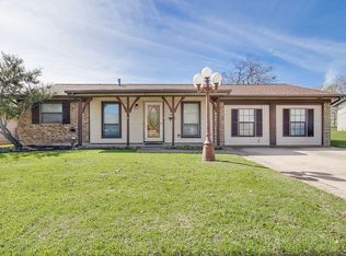 512 Kemper Ave, Crowley, TX 76036