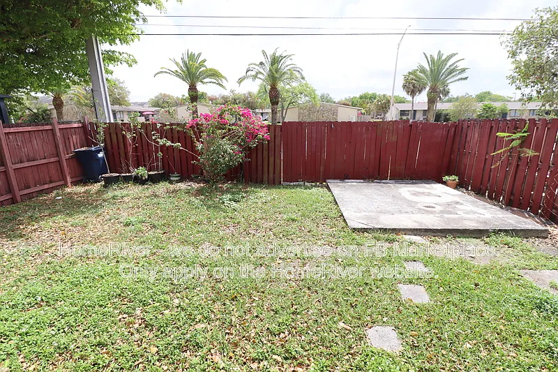 Building Photo - 15344 SW 71st Ln