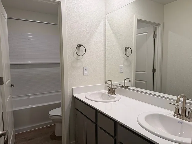 3611 George Sullivan Pkwy — Photo 11