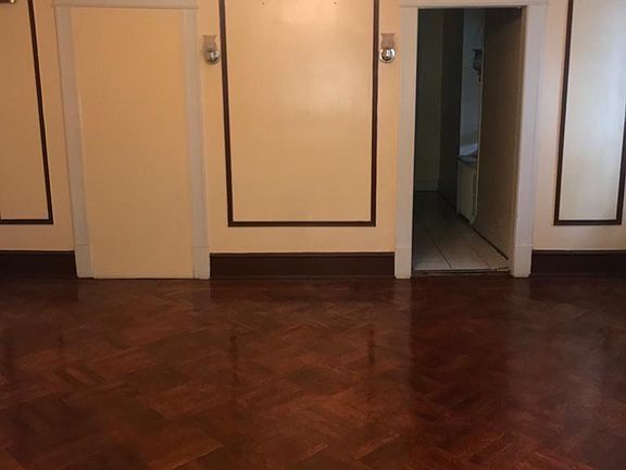 Dining Room & Kitchen Space Entrance