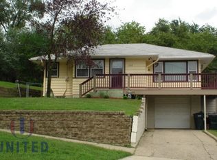 1709 Villa Ave, Sioux City, IA 51103
