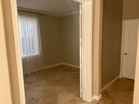 5th image of 26085 Salinger Ln