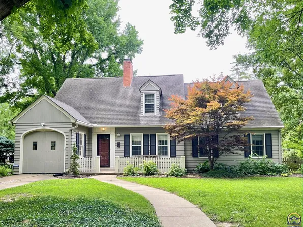 3015 SW 18th St, Topeka, KS 66604