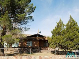 711 Olivo St, Williamsburg, NM 87942