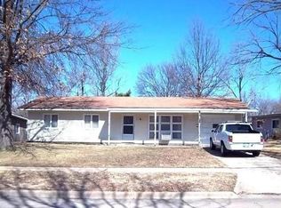 5524 SW 19th St, Topeka, KS 66604
