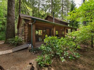 10470 Elk Glen Ln, Coos Bay, OR 97420