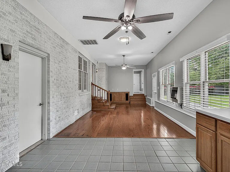 1313 Pony Farm Rd — Photo 15