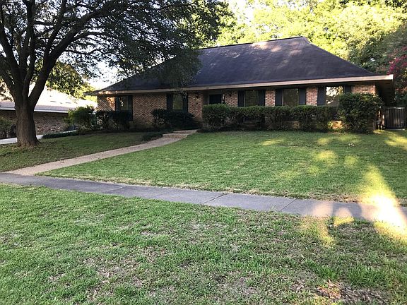Nice curb appeal