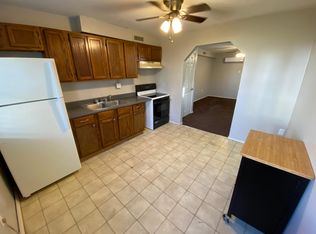 1210 Zschokke St #2, Highland, IL