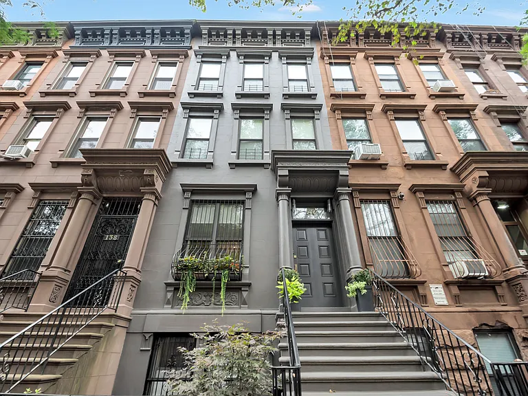 140 W 120th St — Photo 1