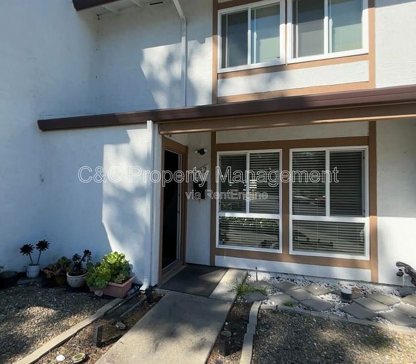 1st image of 1252 Marionola Way