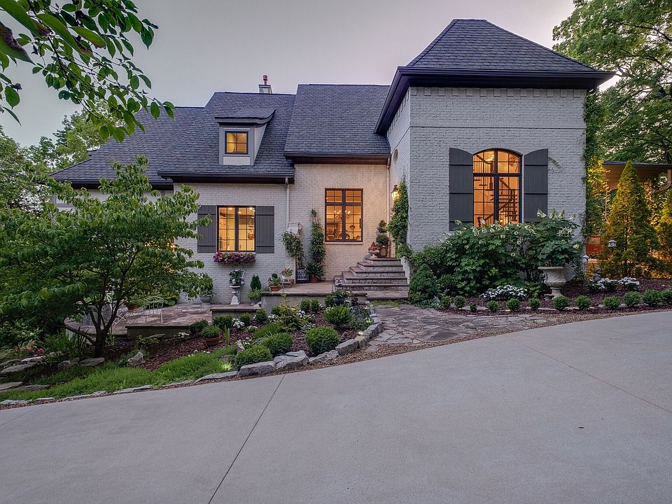 1st image of 6045 Sherwood Ct