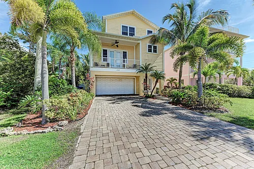 207 Palm Ave Photo 1