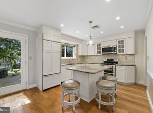 328 W Conestoga Rd, Devon, PA 19333