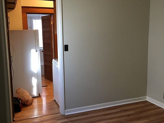 4th image of 3302 Lincoln Blvd APT 2