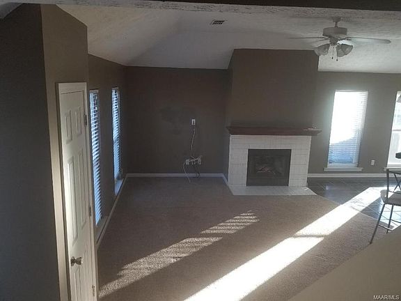 3rd image of 511 Mount Airy Dr