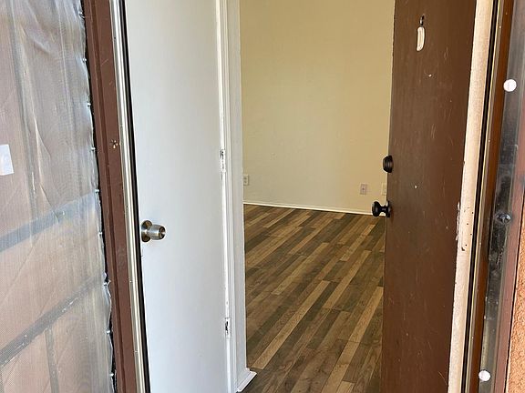 2nd image of 2712 Chelwood Park Blvd NE Unit D