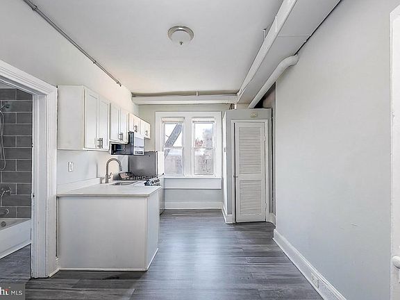 2nd image of 1037 Edmondson Ave APT 2