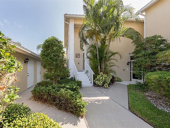 3rd image of 119 Woodbridge Dr Unit 201