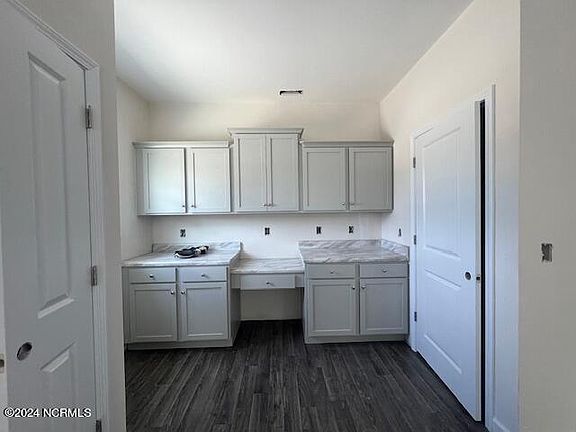 4th image of 535 Orchard Creek Drive