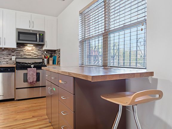 Breakfast nook