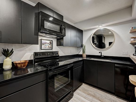 2nd image of 511 NW 29th St APT 2