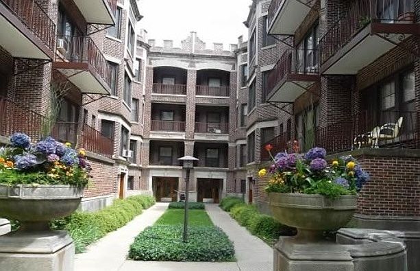 1st image of 5843 S Blackstone Ave APT 204