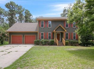 423 Carriage Ln, Raeford, NC 28376