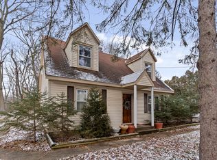 1114 Timber Trails Rd, Downers Grove, IL 60516