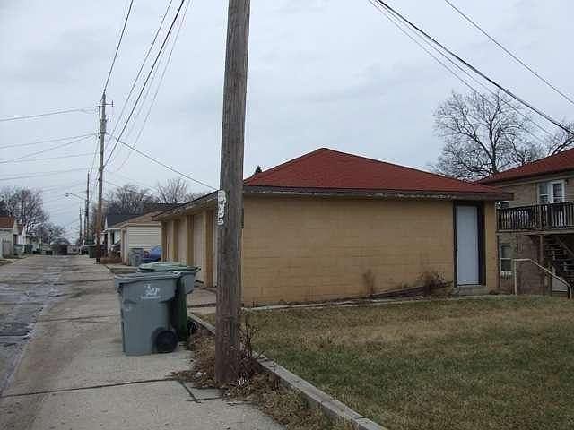 Building Photo 3