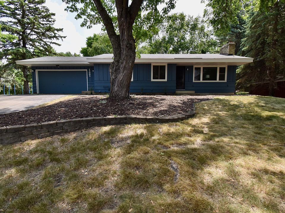 1st image of 13005 Lakeview Dr