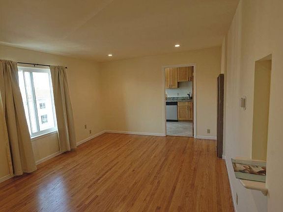 Main Room - 2nd View