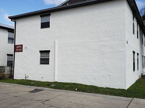 2nd image of 718 S Gay Ave #2B-1BA-750SQFT