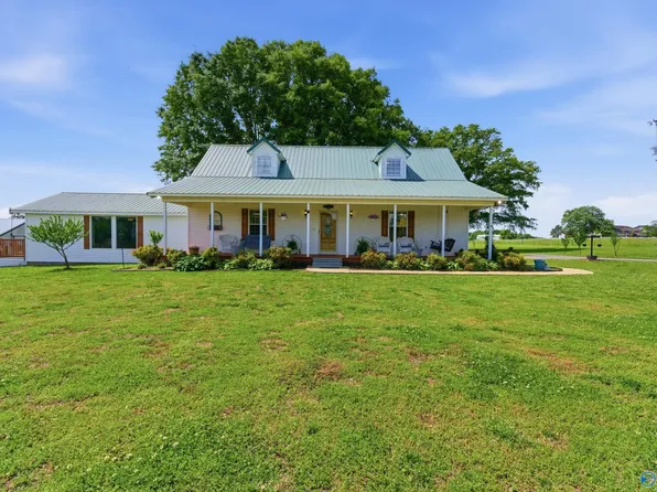3305 Hustleville Rd, Albertville, AL 35951