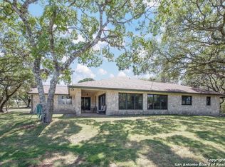 27 Guthrie Rd, Boerne, TX 78006