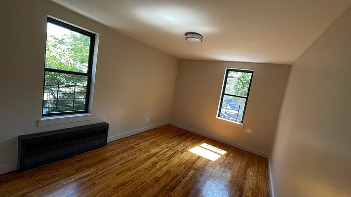 Rented by City Scapes Realty Inc. | media 10