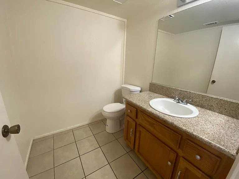 2600 Brookside Dr #23 — Photo 13