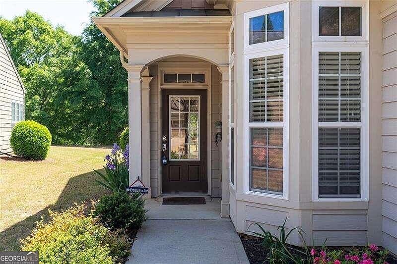 1st image of 104 Magic Lily Dr