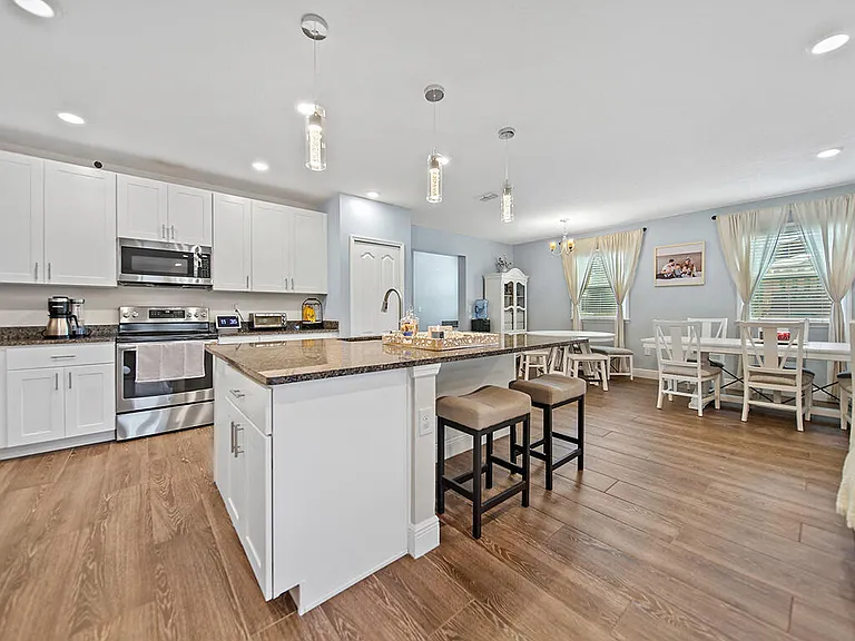 4662 SW Bradbury St — Photo 12